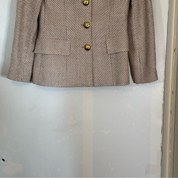 Vintage Betty Reiter Chic Tweed Jacket with Gold Buttons - Picture 3 of 16